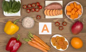Produkty bogate w witaminę A: marchew, bataty, szpinak, papryka, mango, morele, pomidory, pomarańcze, tuńczyk. Zapobiegaj niedoborowi witaminy A.
